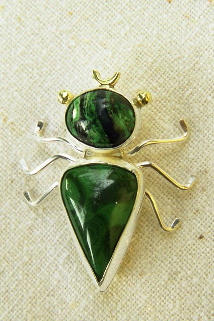 Image 3 of 61  -  70 kB