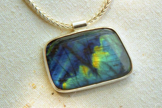 Image 15 of 61  -  66 kB