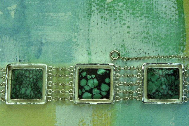 Image 24 of 61  -  64 kB