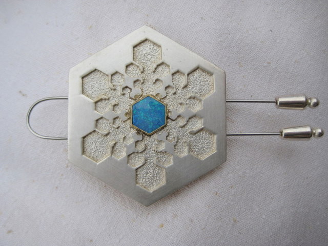 Image 18 of 32  -  75 kB