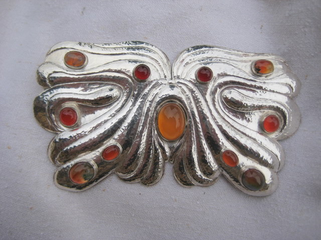 Image 24 of 32  -  93 kB